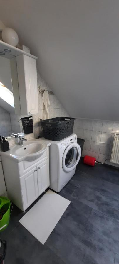 Hi-Bp Garden City Batsanyi Apartment 3 Rooms, Apartment Upstairs Near The City Train With Free Parking 부다페스트 외부 사진